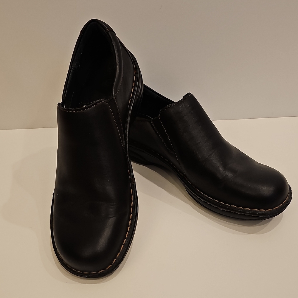 Born Women's Black Leather Loafer Size 7